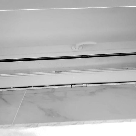 Jolie Appartement Avec 2 Chambres Partagees París Exterior foto